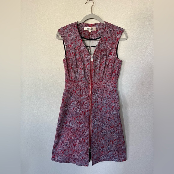 Diane Von Furstenberg Sleeveless Red & Blue Floral Mini Dress Women’s Size 2 - Picture 1 of 16